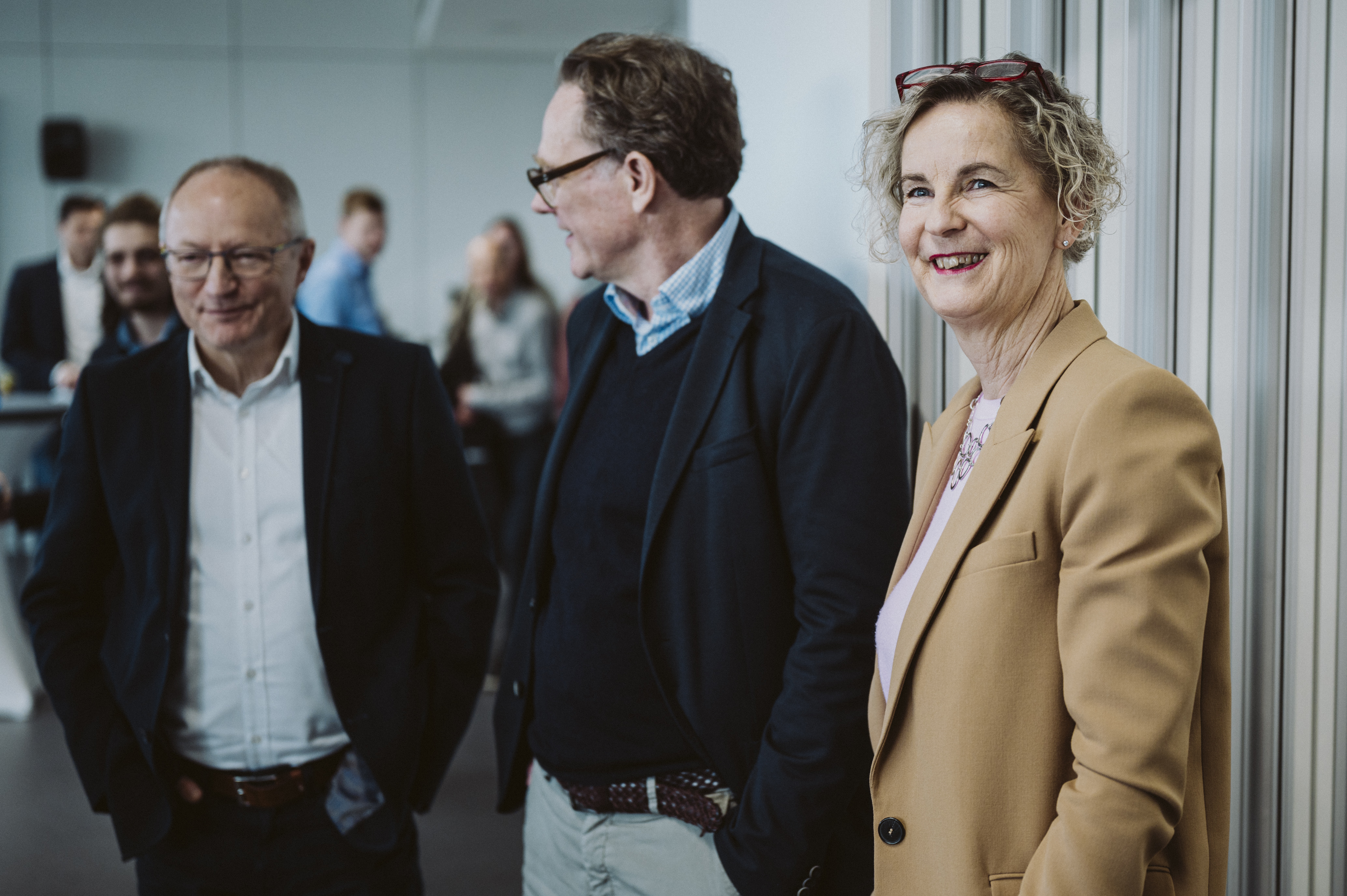 Prof. Marion A. Weissenberger-Eibl (rechts), Institutsleiterin des Fraunhofer ISI, übernimmt die Stellvertretung im Sprecherkreis der Fraunhofer HNFIZ.